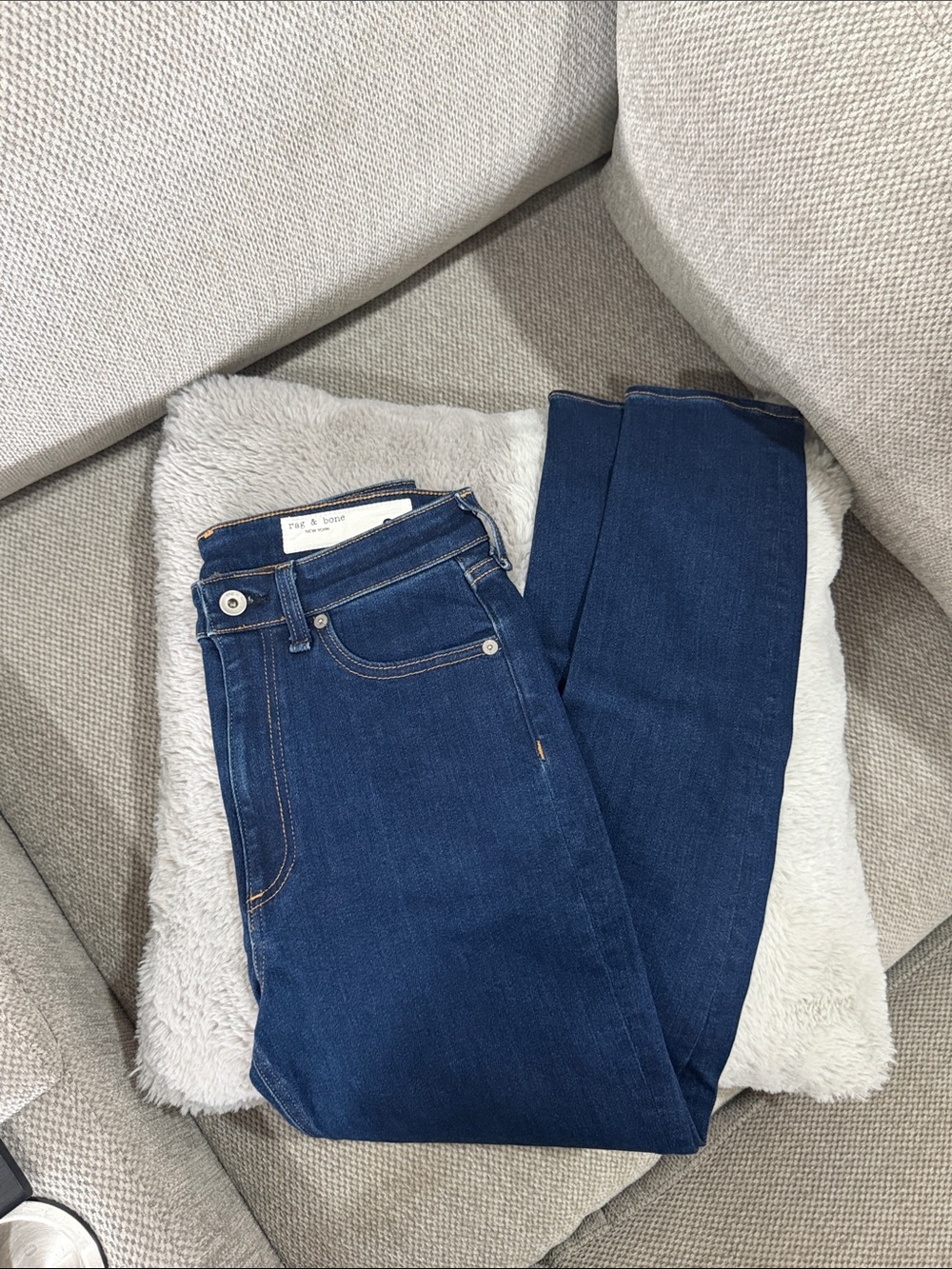 NWOT Rag & Bone Dark Blue High-Rise Women's Jeans